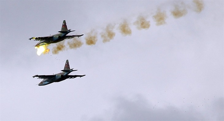 เครื่องบินของรัสเซียทำลายสถานที่สำคัญของกลุ่มไอเอสในซีเรีย - ảnh 1