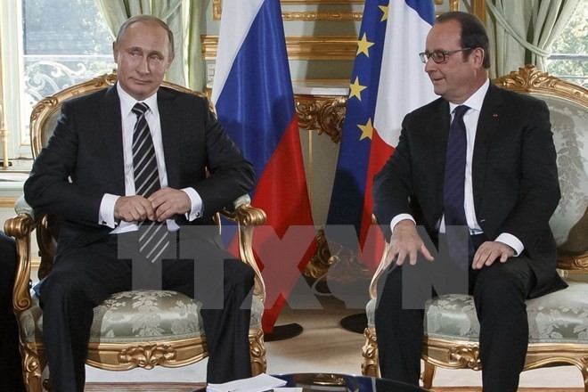 รัสเซียและฝรั่งเศสร่วมมือต่อต้านกลุ่มไอเอสเป็นครั้งแรก - ảnh 1