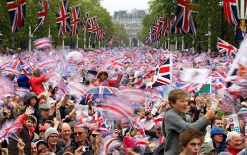 ชาวอังกฤษส่วนใหญ่อยากถอนตัวออกจากการเป็นสมาชิกสหภาพยุโรป - ảnh 1