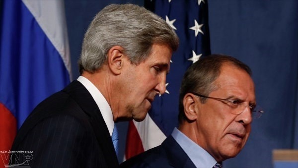 รัฐมนตรีว่าการกระทรวงการต่างประเทศรัสเซียและสหรัฐหารือเกี่ยวกับคำสั่งหยุดยิงในซีเรีย - ảnh 1