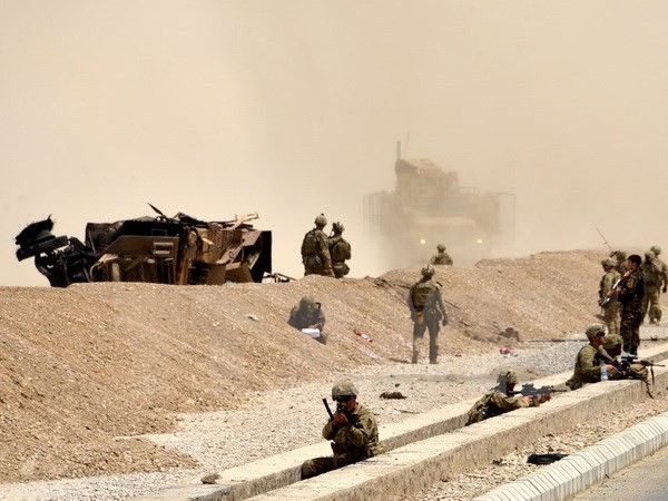 สหรัฐยังไม่สามารถตัดสินใจเกี่ยวกับยุทธศาสตร์ใหม่ในอัฟกานิสถาน - ảnh 1