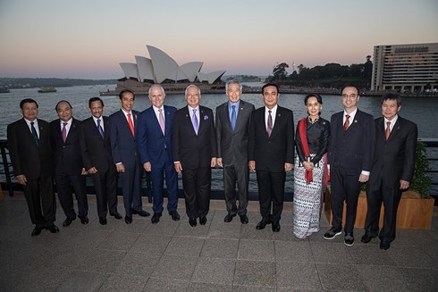 นายกรัฐมนตรีเหงวียนซวนฟุกชื่นชมความสัมพันธ์ที่ดีงามระหว่างอาเซียน-ออสเตรเลีย - ảnh 1