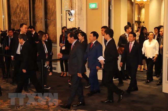 เวียดนามเข้าร่วมการประชุมรัฐมนตรีว่าการกระทรวงการต่างประเทศอาเซียน - ảnh 1