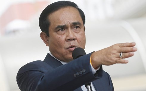 นายกรัฐมนตรีไทยประกาศยกเลิกคำสั่งห้ามเคลื่อนไหวทางการเมืองในเดือนธันวาคม - ảnh 1