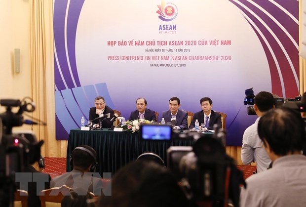 เวียดนามมีความตั้งใจและให้ความสนใจเป็นอันดับต้นๆต่อปีประธานอาเซียน2020 - ảnh 1