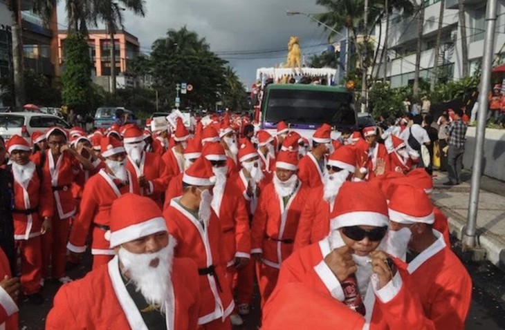 เทศกาลคริสต์มาสในประเทศอินโดนีเซีย - ảnh 1