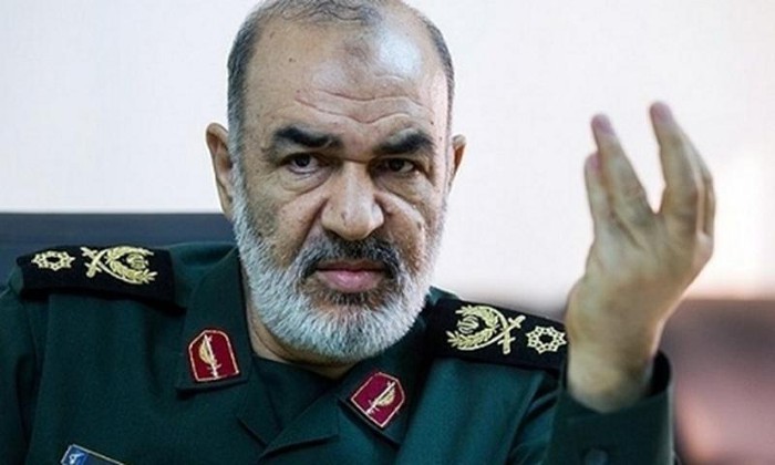 ผู้บัญชาการกองกำลังพิทักษ์การปฏิวัติอิหร่านหรือ IRGC ชี้แจงต่อรัฐสภาเกี่ยวกับเหตุเครื่องบิน ของยูเครนถูกยิงตก - ảnh 1