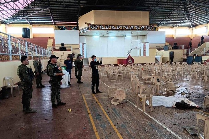 รัฐมนตรีว่าการกระทรวงการต่างประเทศอาเซียนออกประกาศเกี่ยวกับการโจมตีก่อการร้ายที่ประเทศฟิลิปปินส์ - ảnh 1
