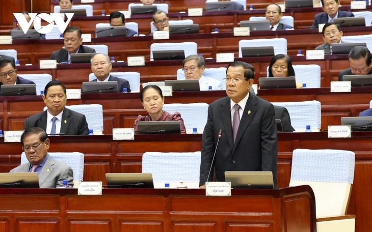 สมเด็จ ฮุนเซน เตรียมรับตำแหน่งประธานวุฒิสภากัมพูชา - ảnh 1